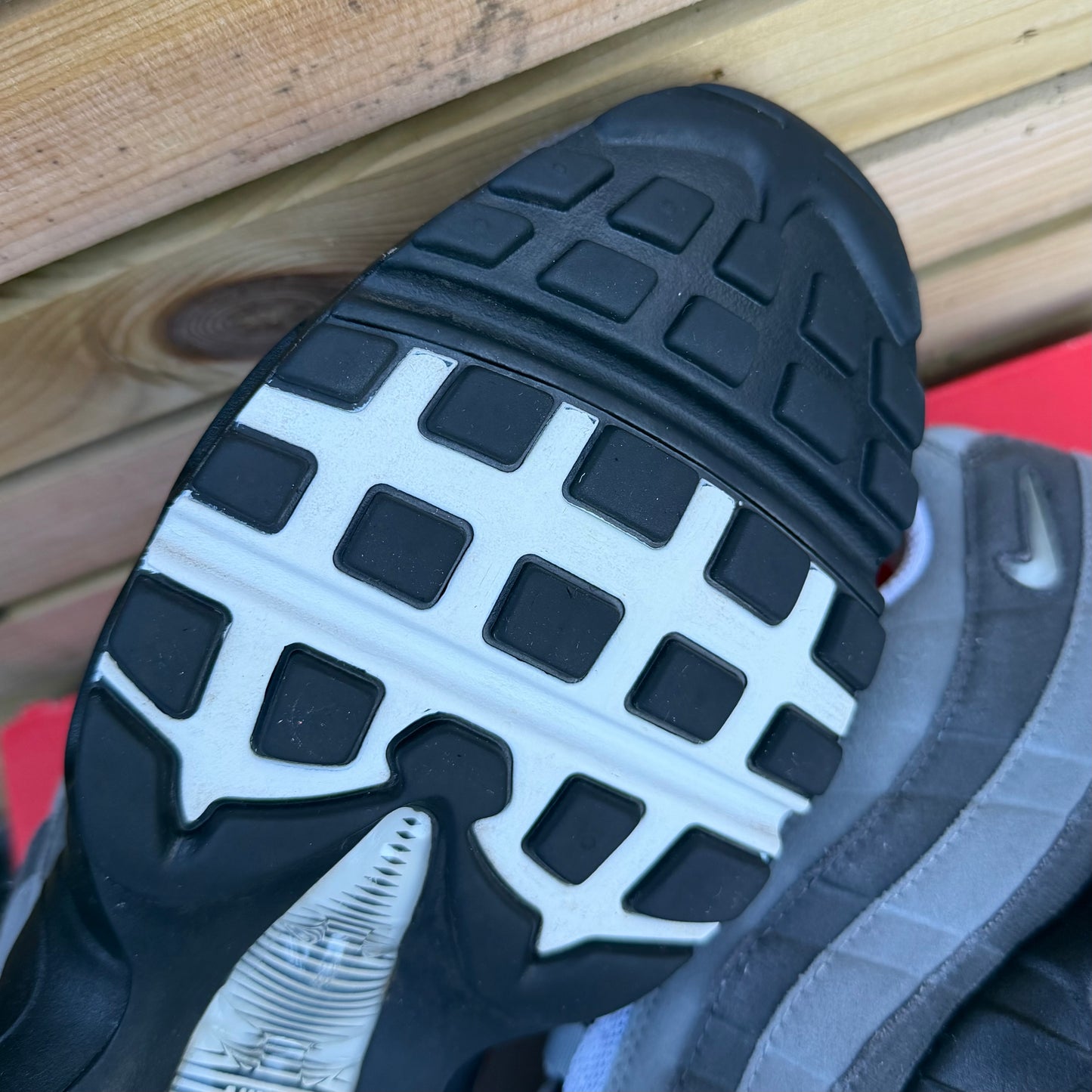 Nike Air Max 95 - Grey Jewel - UK9.5