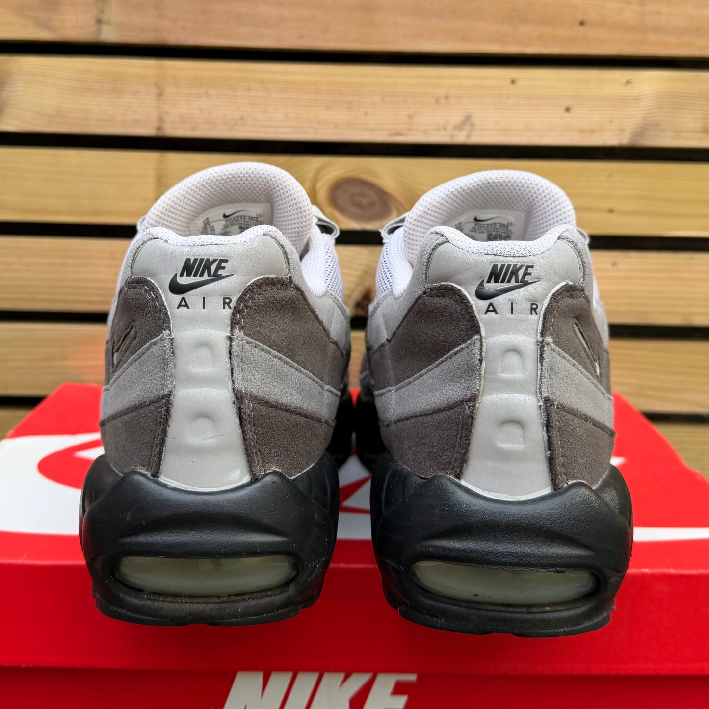 Nike Air Max 95 - Grey Jewel - UK9