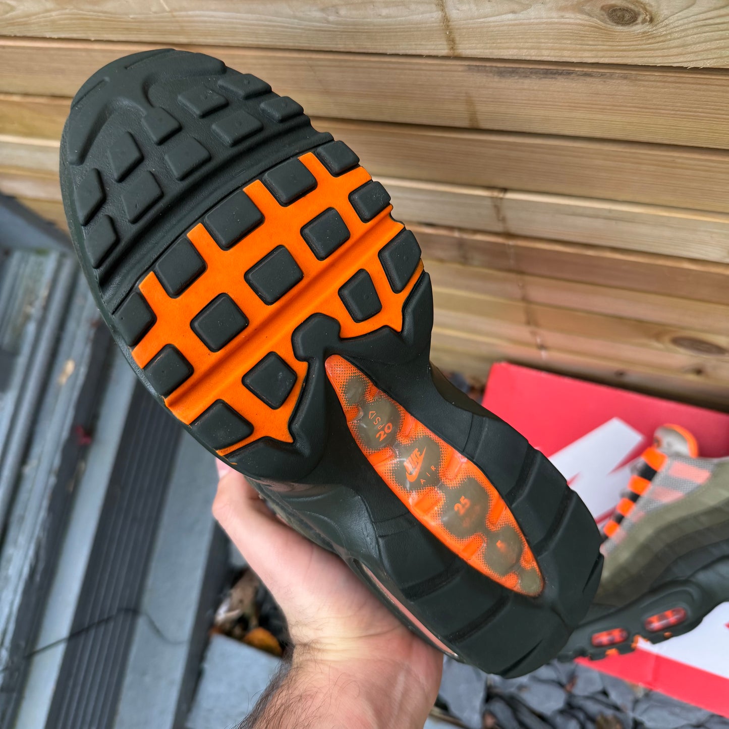 Nike Air Max 95 OG - Neutral Olive  / Total Orange - UK8