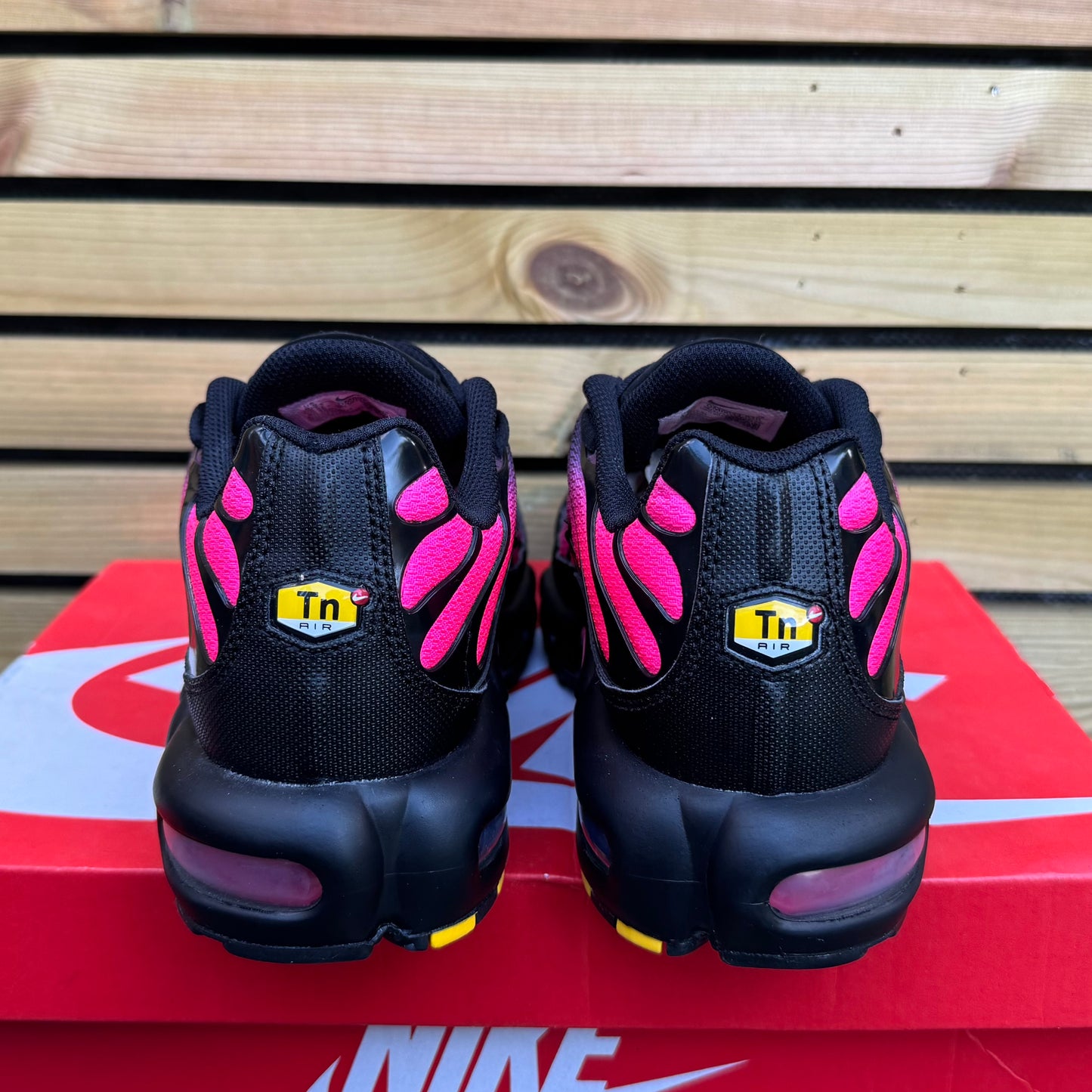 Nike Air Max Plus TN - Hyper Pink - UK7.5 - Brand New