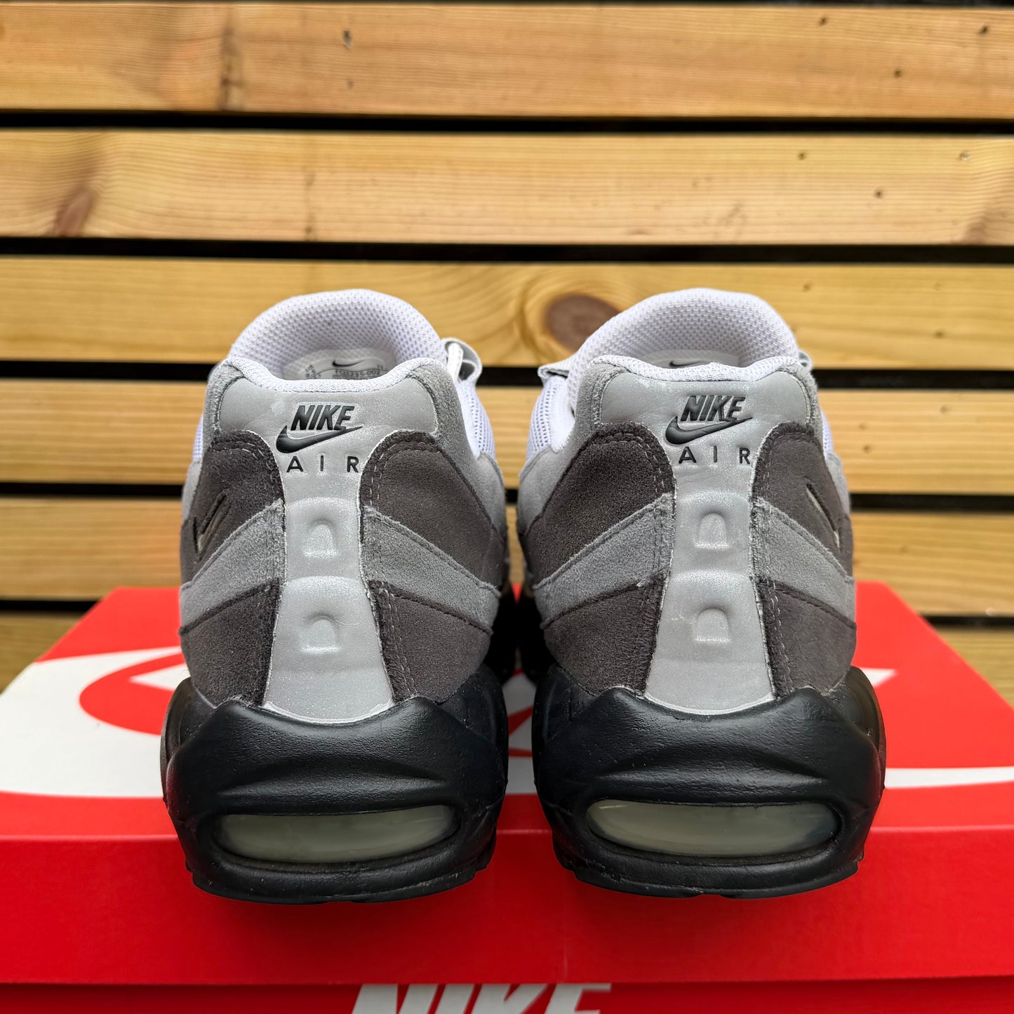 Nike Air Max 95 - Grey Jewel - UK8.5