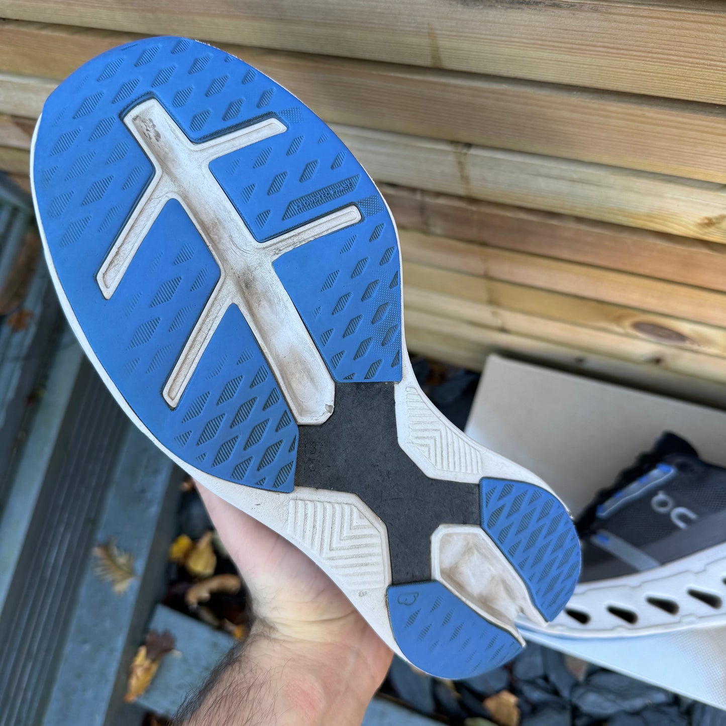 On Running CloudEclipse - Black / Frost - UK8.5