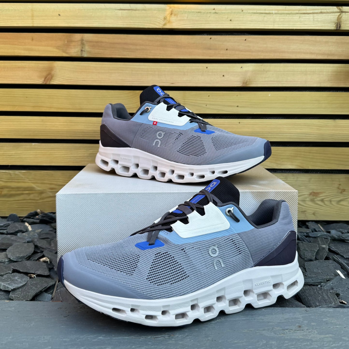 On Running CloudStratus 2 - Fossil / Midnight - UK9.5