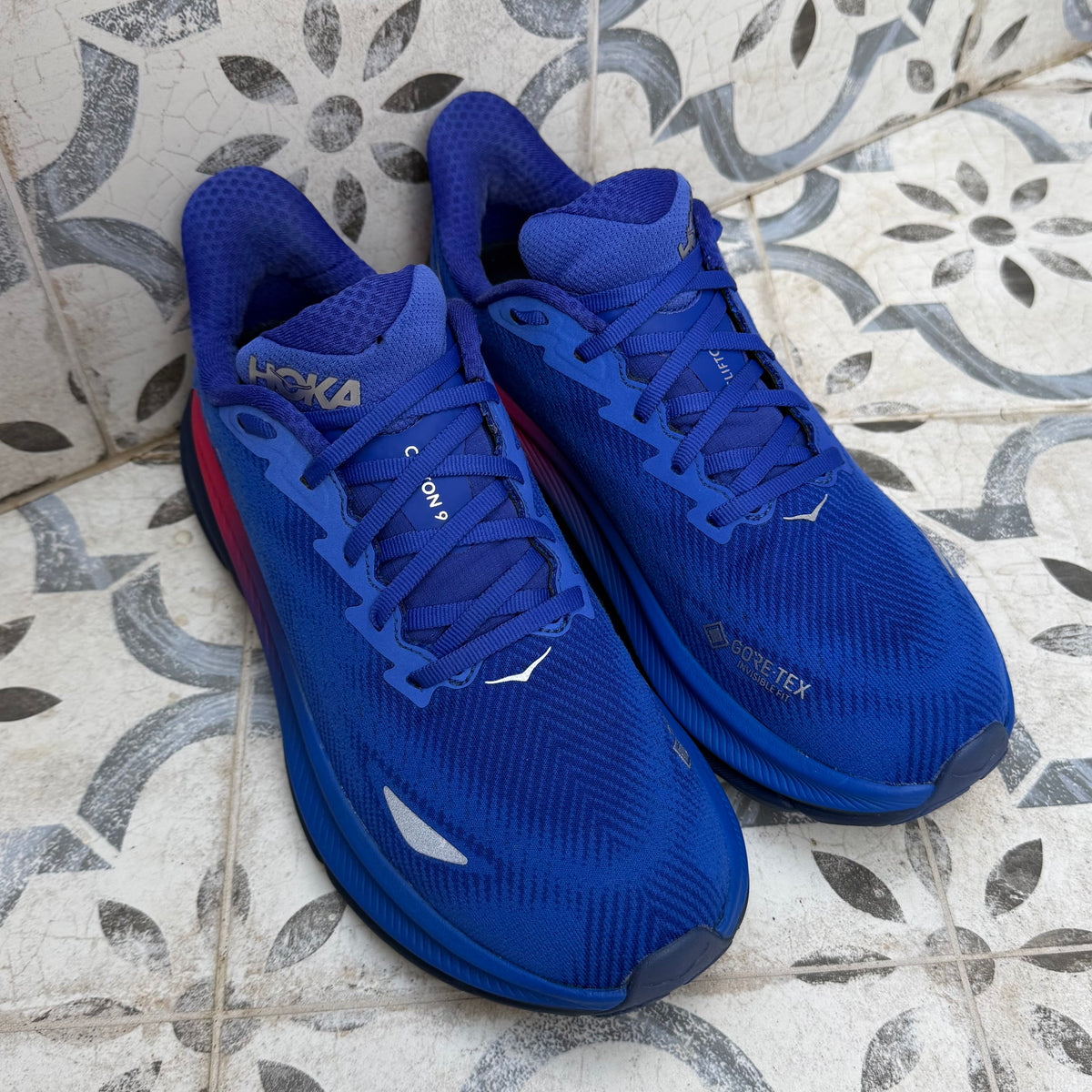 Hoka Clifton 9 Gore-Tex - Dazzling Blue / Evening Sky - UK8.5