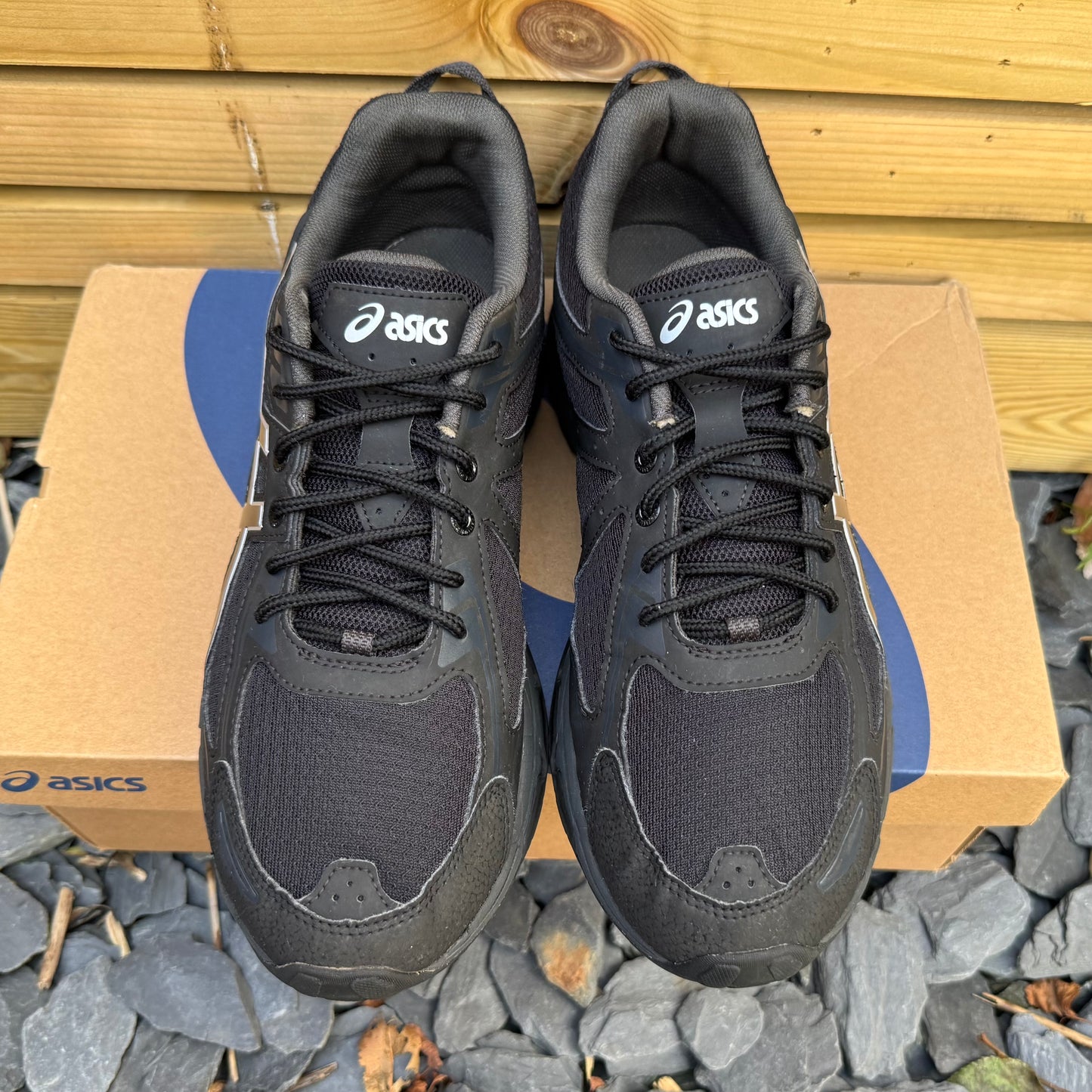 Asics Gel-Venture 6 - Black / Metallic - UK8