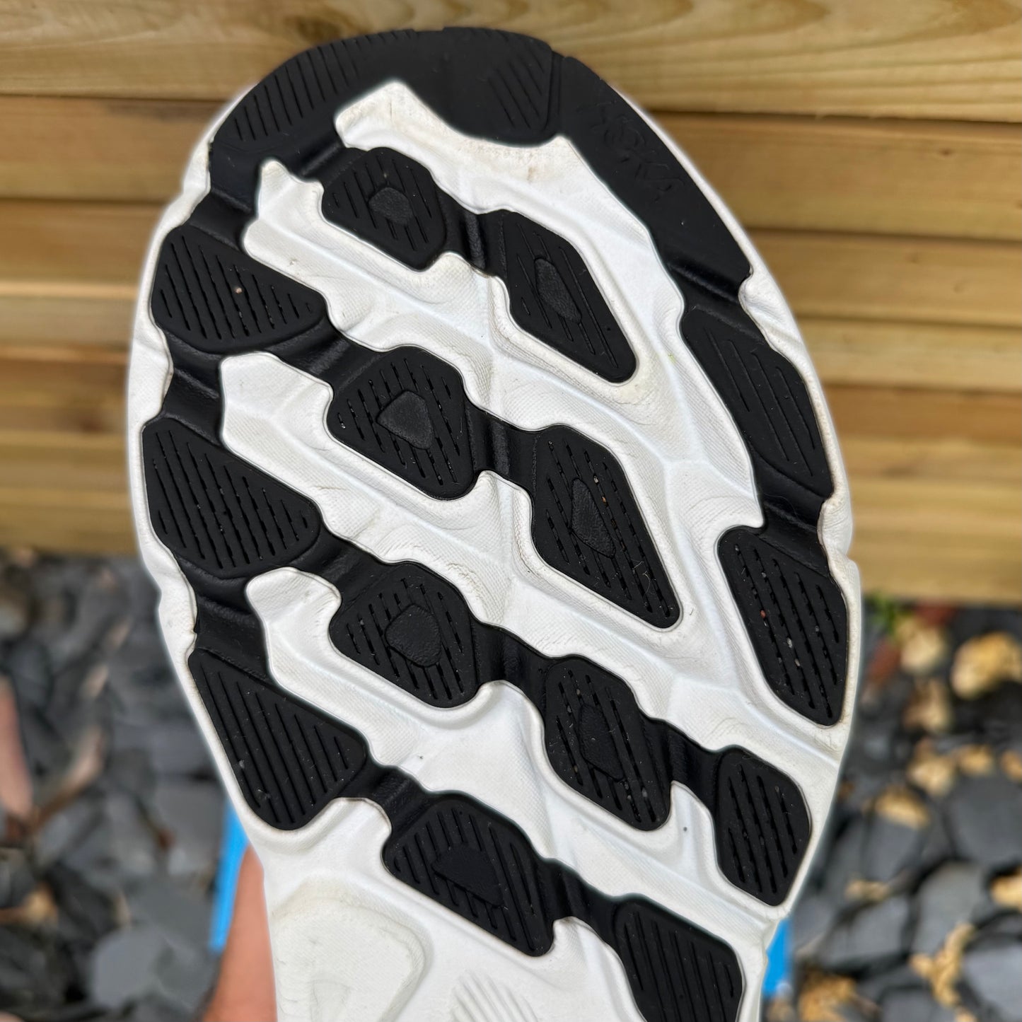 Hoka Clifton 9 - Black / Outer Orbit - UK10.5