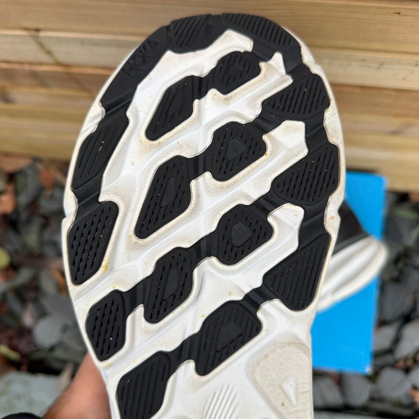 Hoka Clifton 9 - Black / Outer Orbit - UK9.5