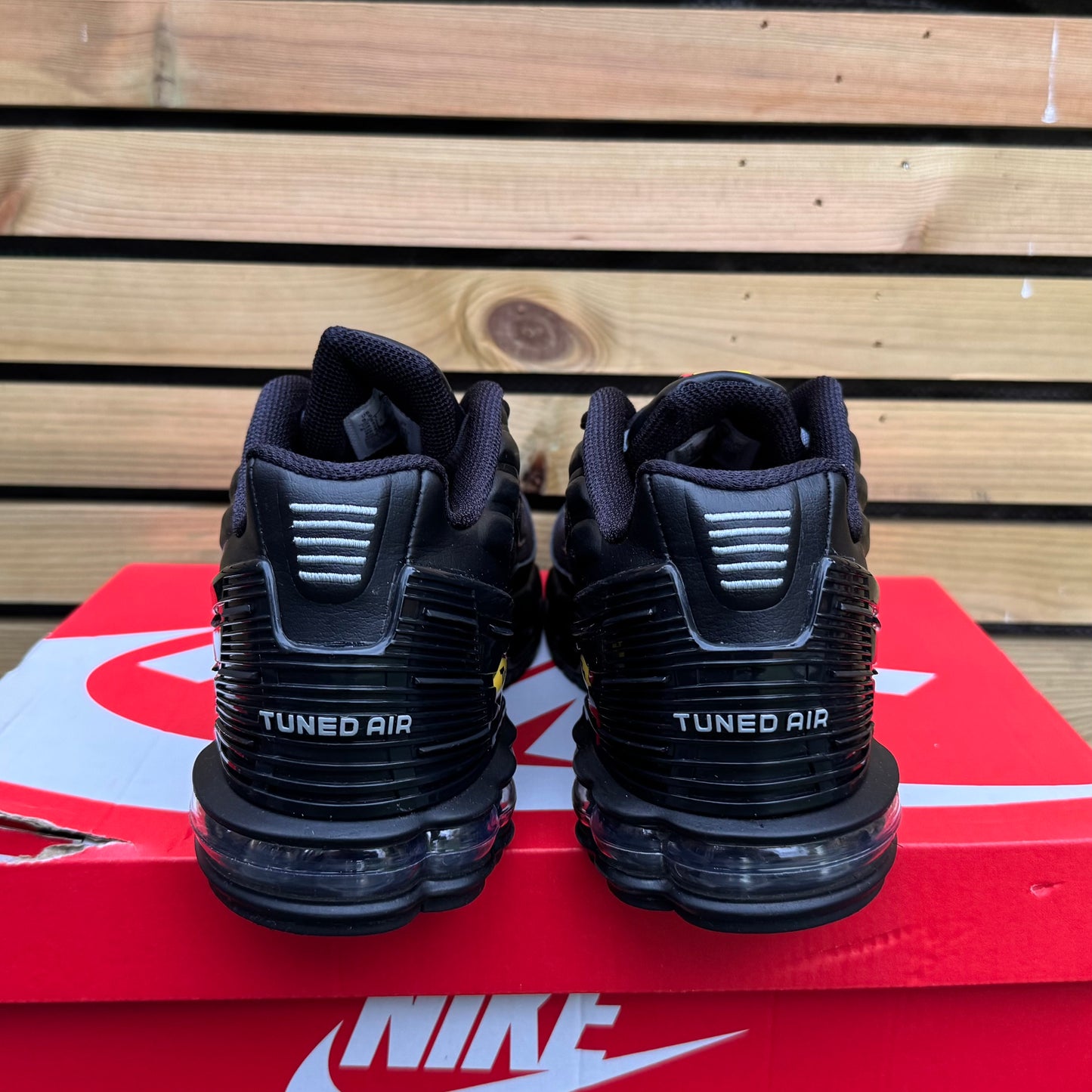 Nike Air Max Plus TN 3 - Black / Wolf Grey - UK8.5