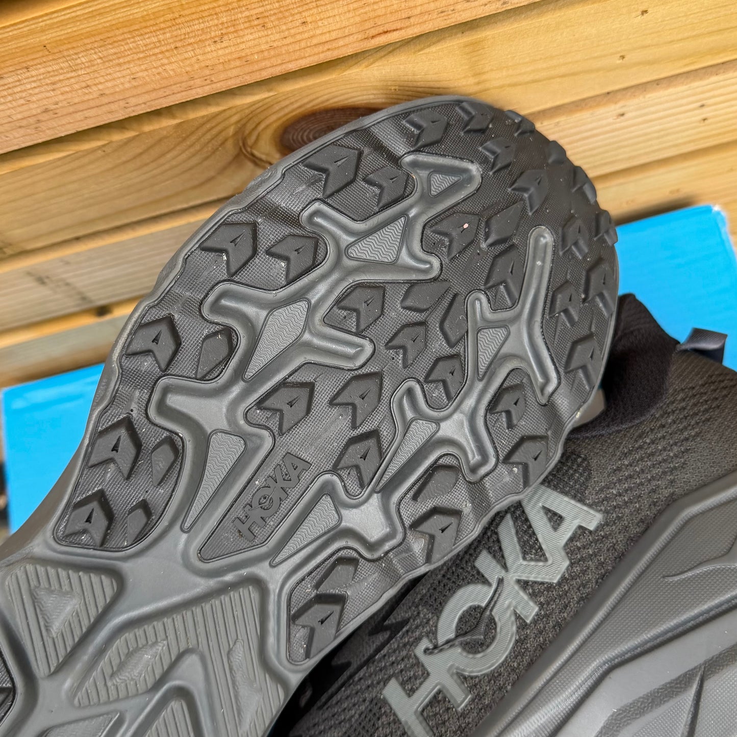 Hoka Challenger 8 - Triple Black - UK10