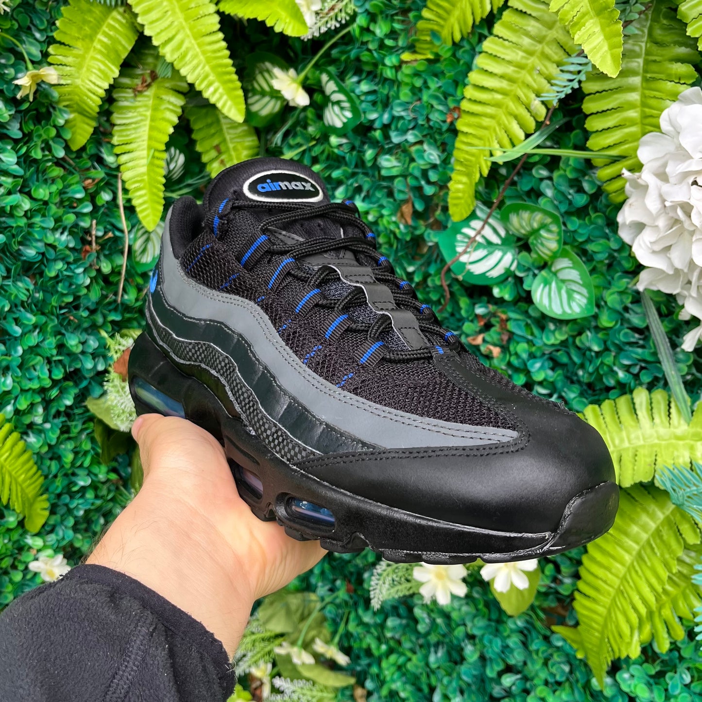 Nike Air Max 95 Black / Game Royal Blue UK10.5