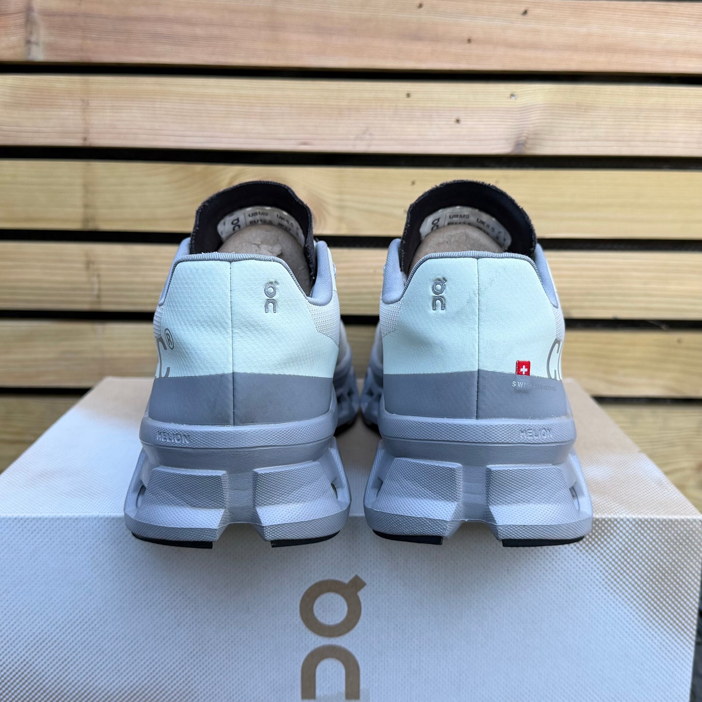 On Running CloudMonster - Ice / Glacier - UK8.5