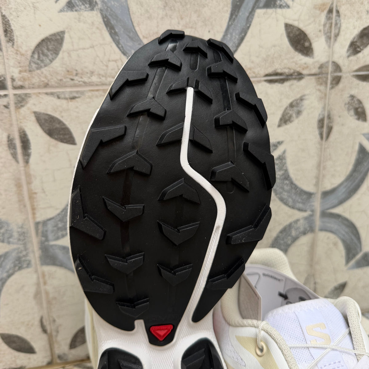 Salomon XT-6 - White / Fairytale / Almond Milk - UK6 - Brand New