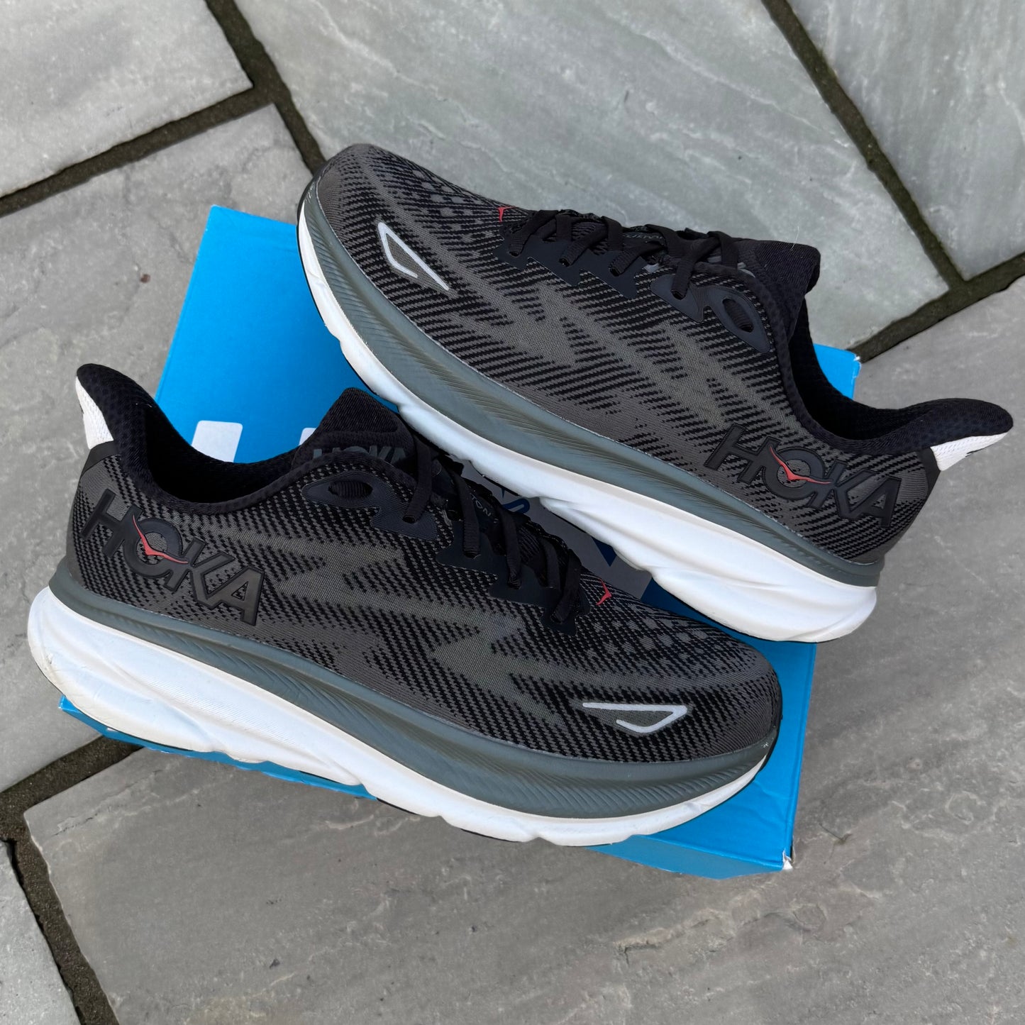 Hoka Clifton 9 - Black / Outer Orbit - UK10