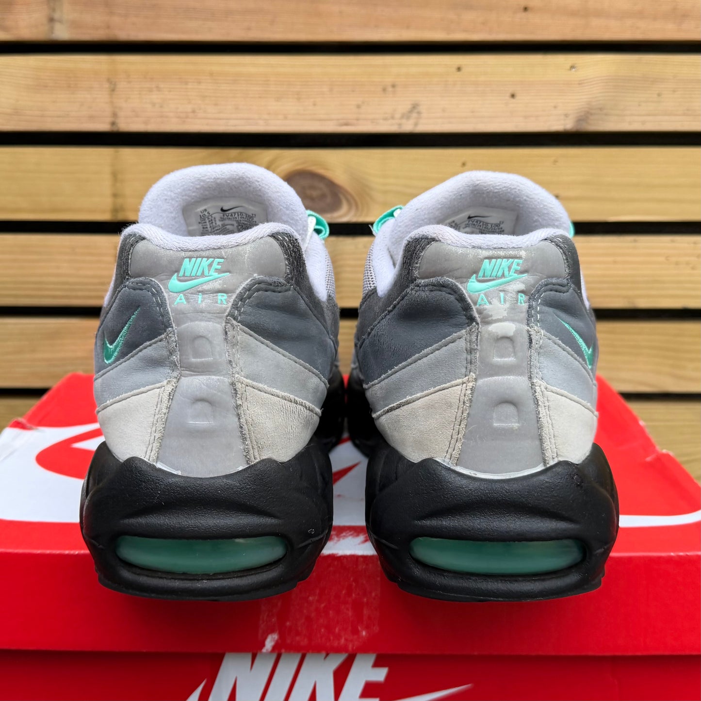 Nike Air Max 95 JD Exclusive - Hyper Turquoise - UK9.5