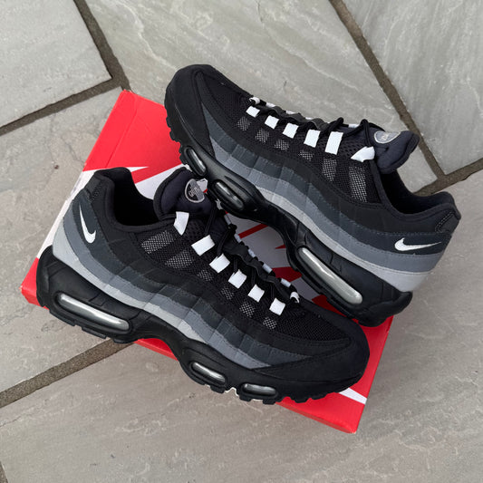 Nike Air Max 95 - Reverse Dust - UK9