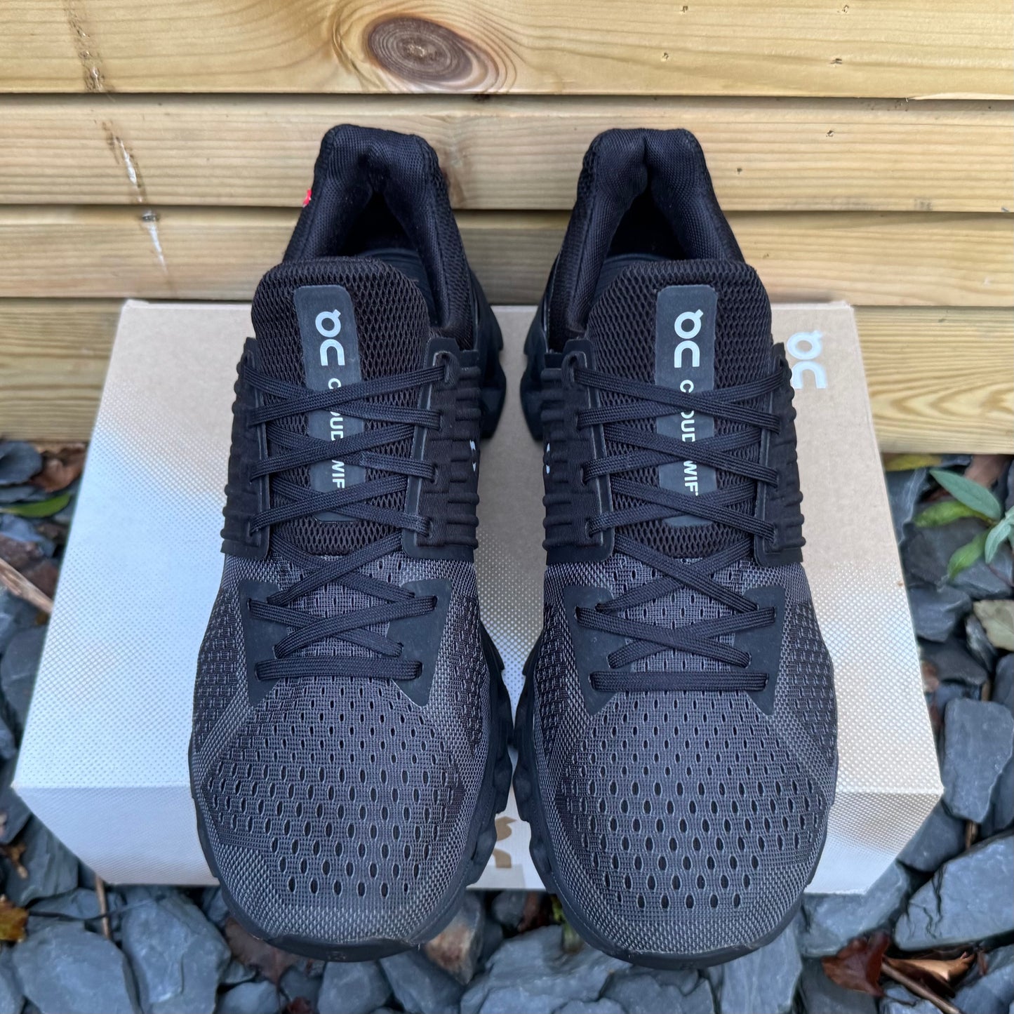 On Running CloudSwift 2.0 - Triple Black - UK9