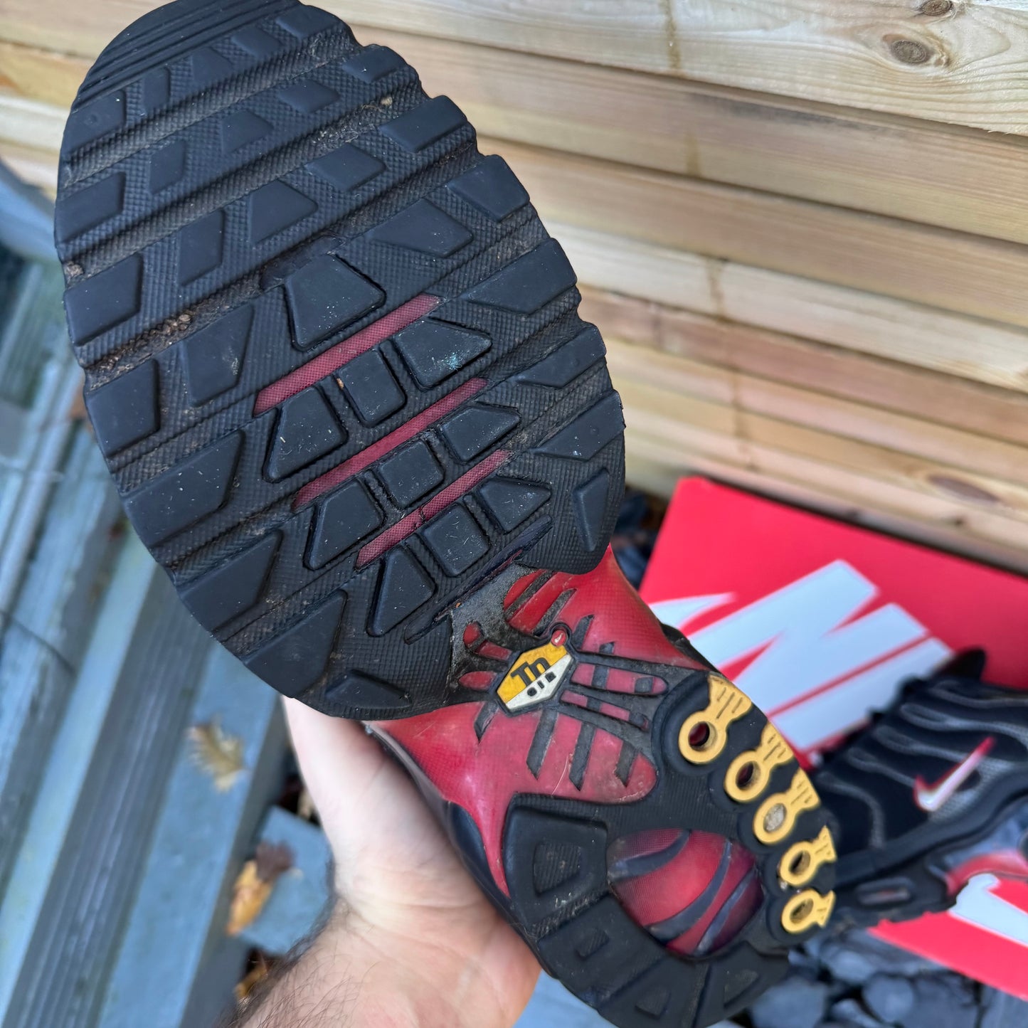 Nike Air Max Plus TN - Black / Metallic Sliver - UK9.5