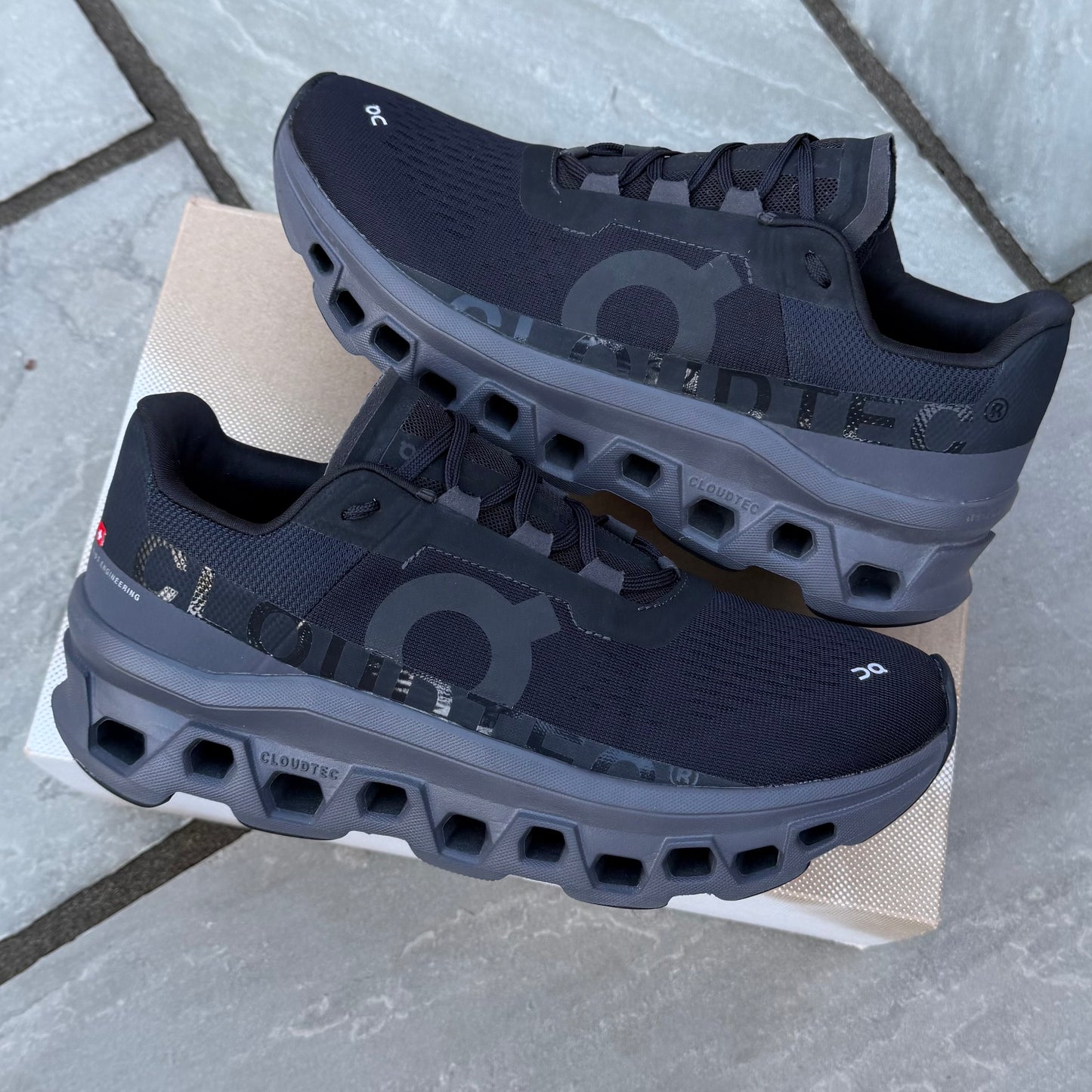 On Running CloudMonster - Black / Eclipse - UK8.5