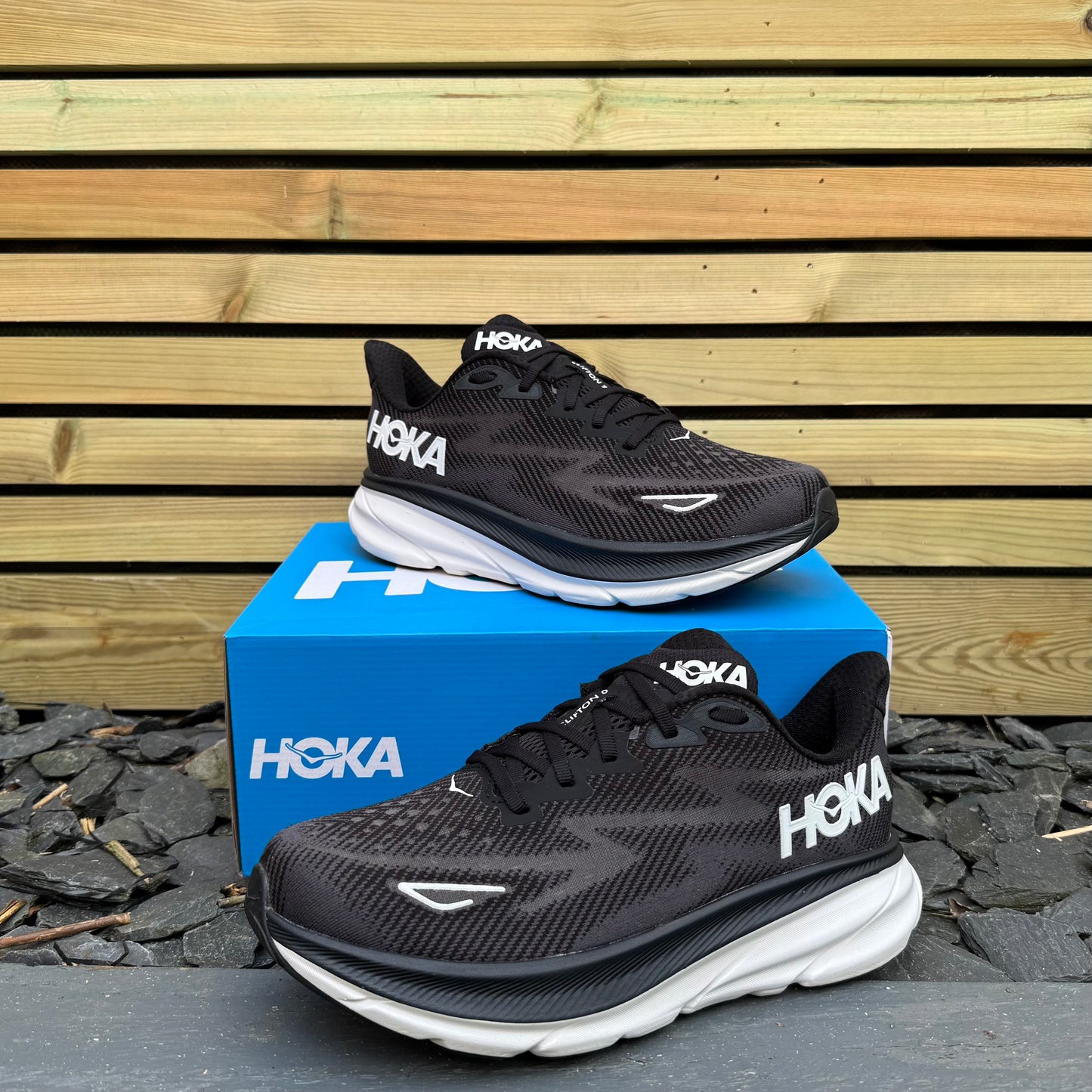 Hoka Clifton 9 - Black / White - UK8