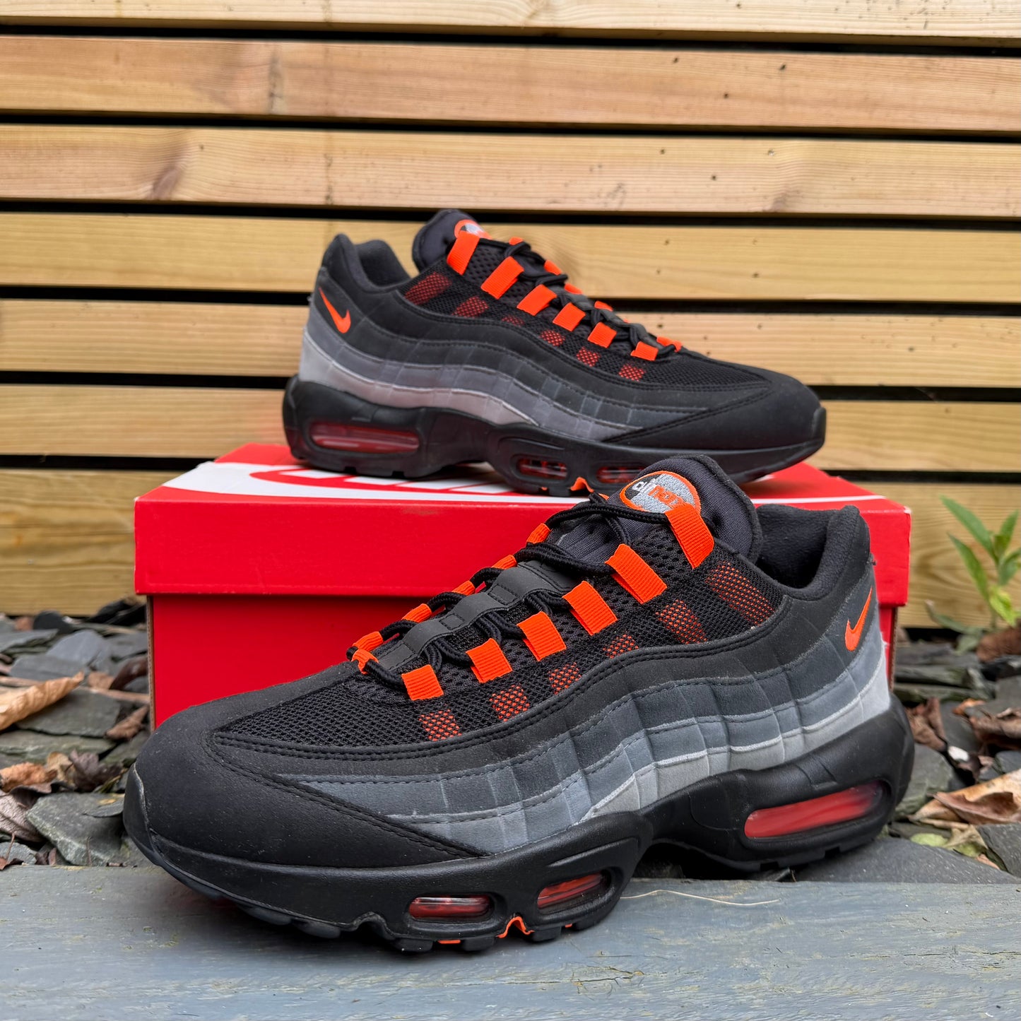 Nike Air Max 95 - Hyper Crimson - UK10