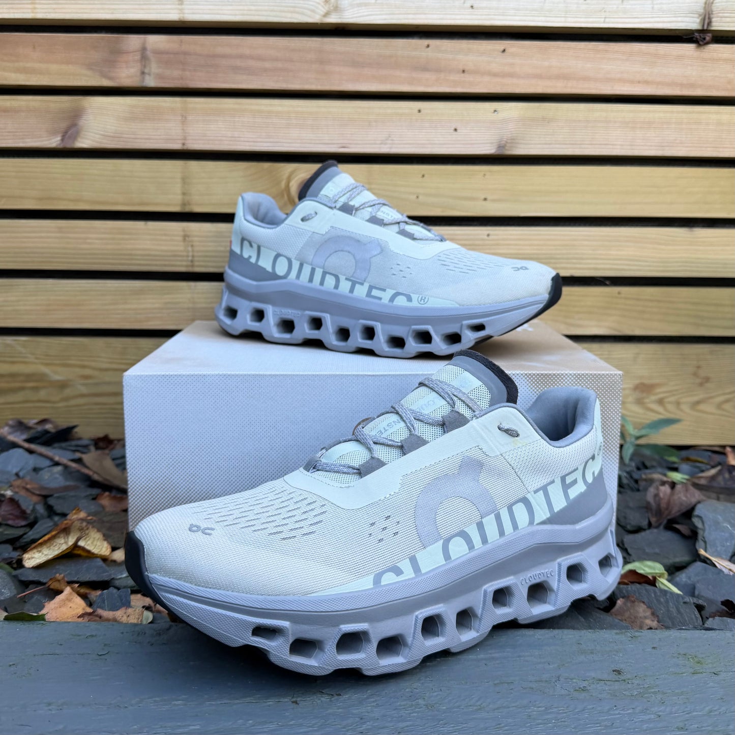 On Running CloudMonster - Ice / Glacier - UK8.5