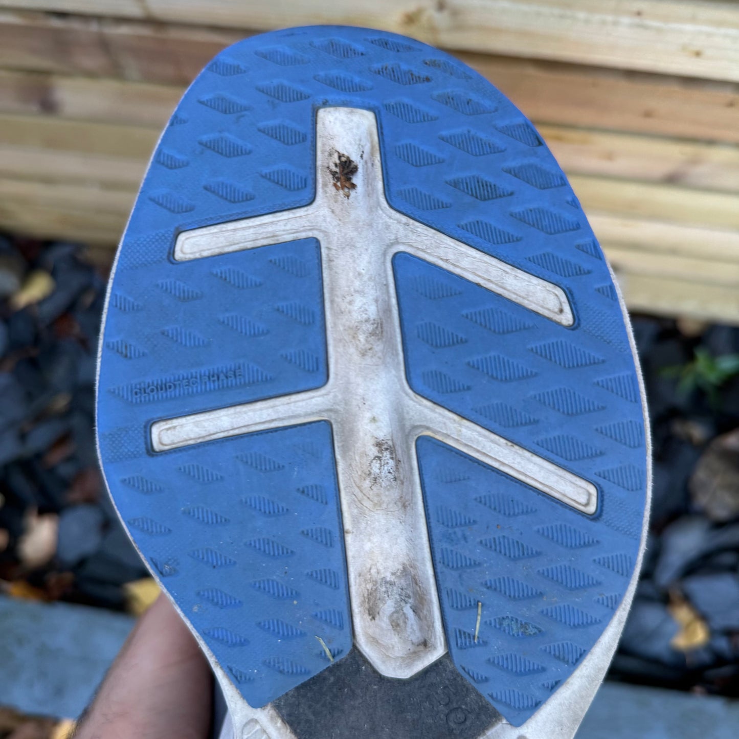 On Running CloudEclipse - Black / Frost - UK9.5