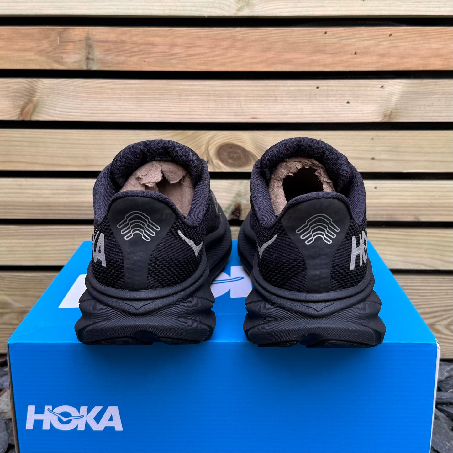 Hoka Clifton 9 Gore-Tex - Black Reflect - UK9.5