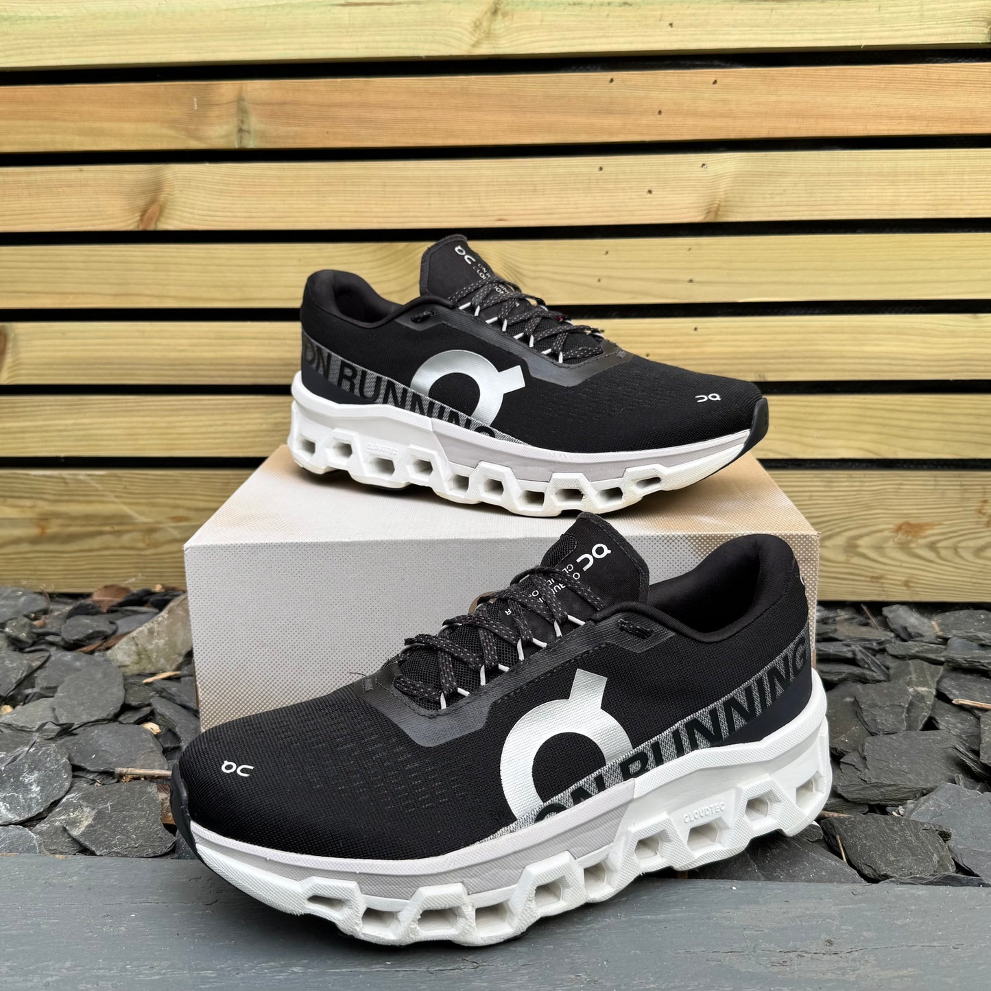 On Running CloudMonster 2 - Black / Frost - UK9.5