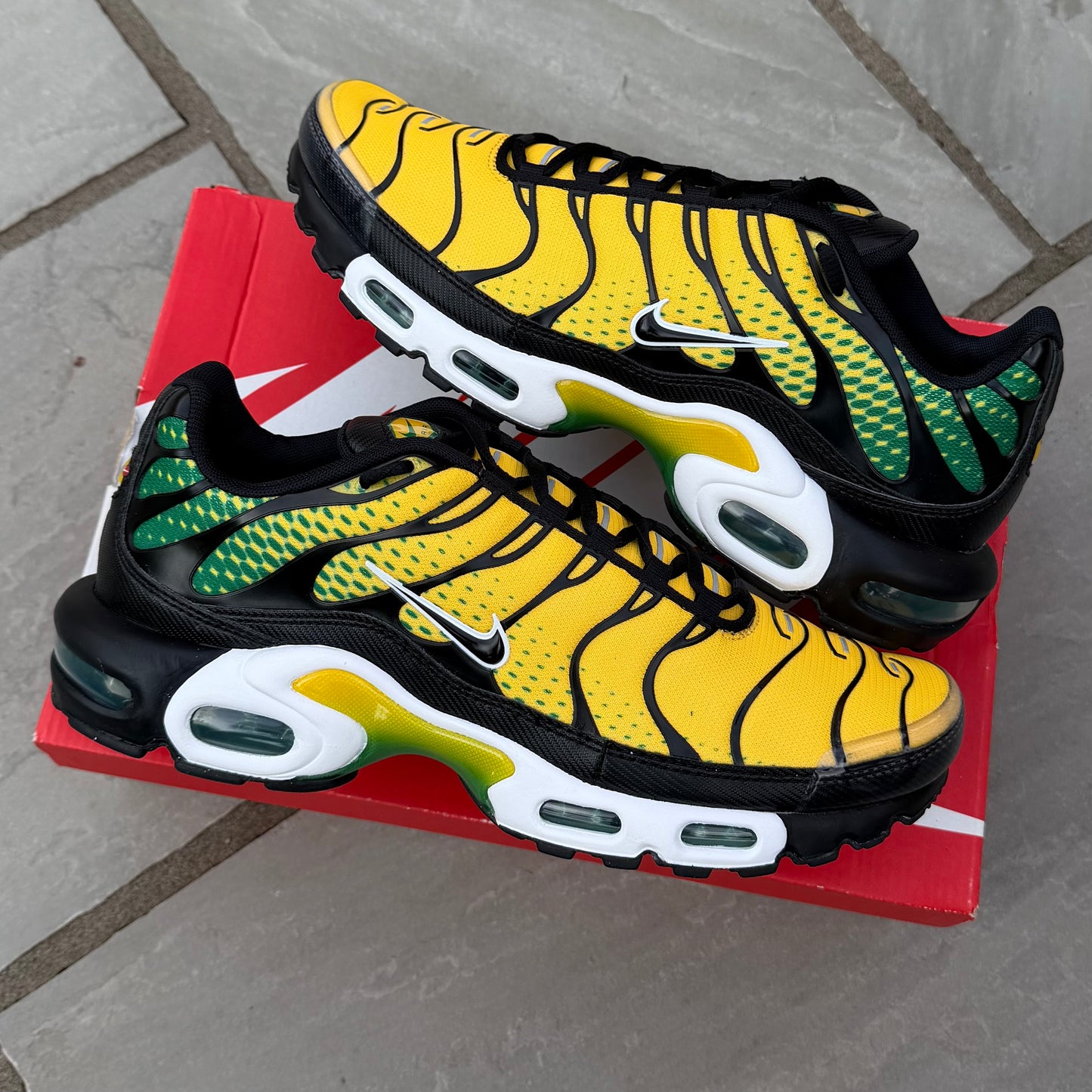 Nike Air Max Plus TN - Brazil - Multiple Sizes - Brand New