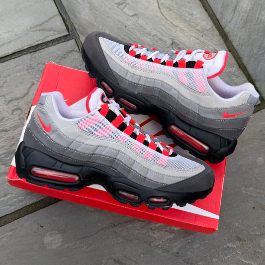 Nike Air Max 95 OG - Solar Red 2018 - UK7.5