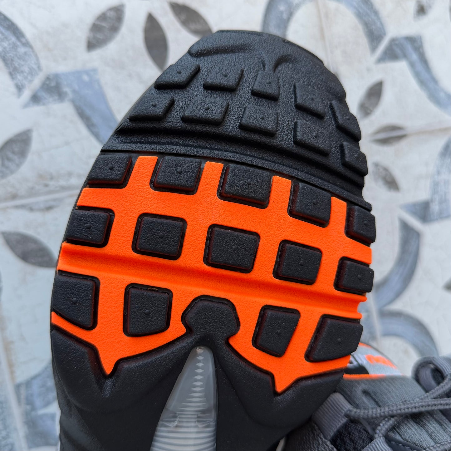 Nike Air Max 95 OG Big Bubble - Black / Total Orange - UK8 - Brand New