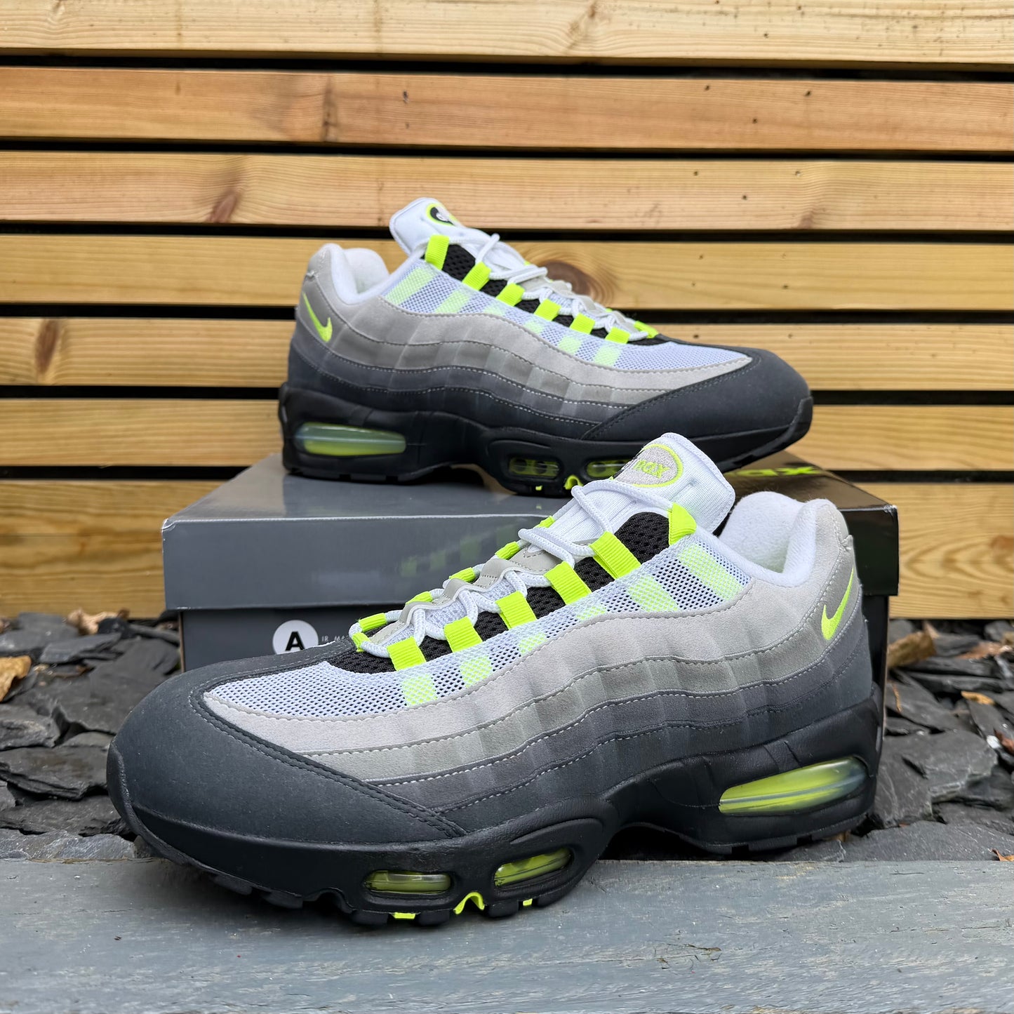 Nike Air Max 95 OG Big Bubble - Neon 2025 - UK11