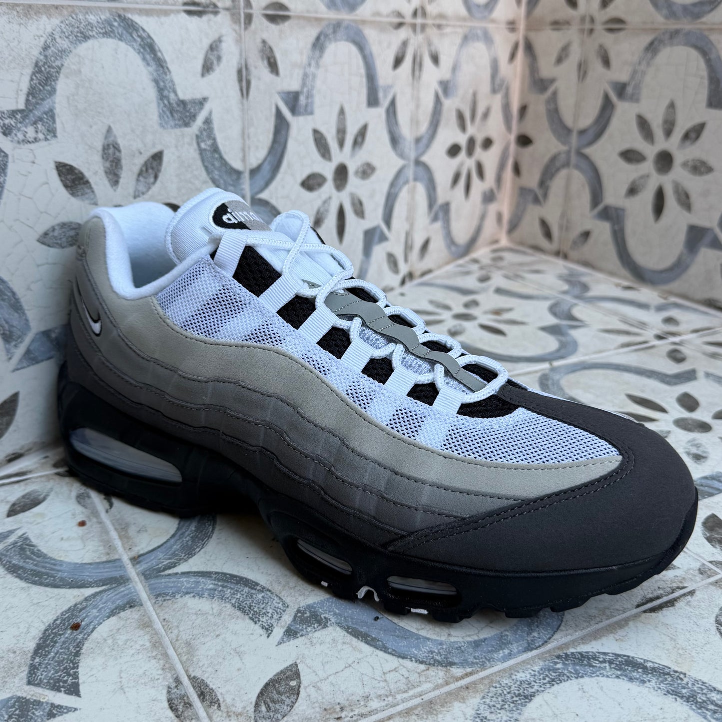Nike Air Max 95 OG Big Bubble - Granite Dust - Multiple Sizes - Brand New