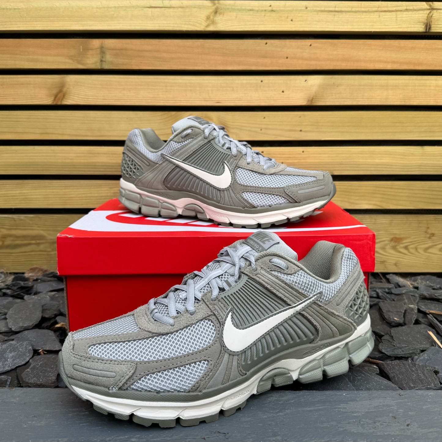 Nike Zoom Vomero 5 - Dark Stucco - UK9 - Brand New